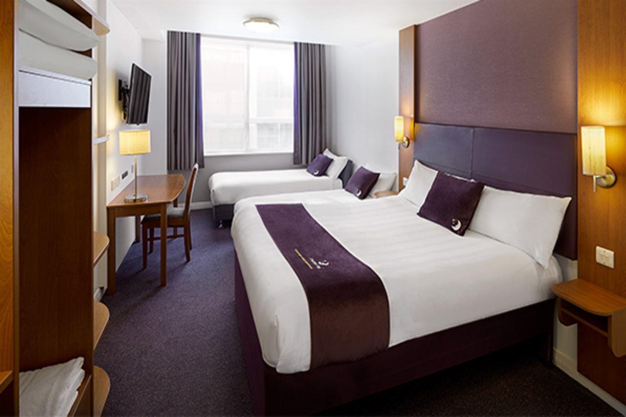 Premier Inn London Hampstead Buitenkant foto